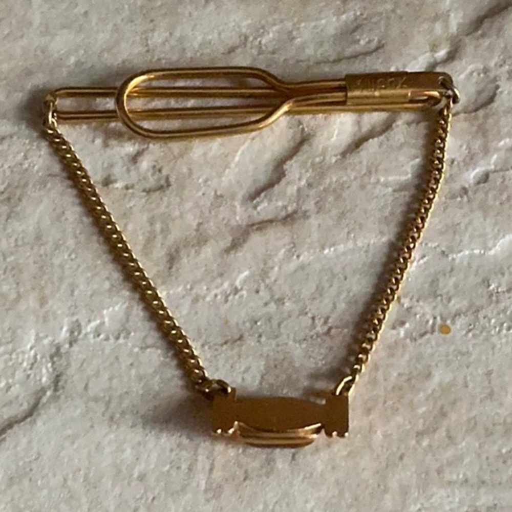 Vintage SWANK Gold Chain Tie Clip with Amber/Brown Stone